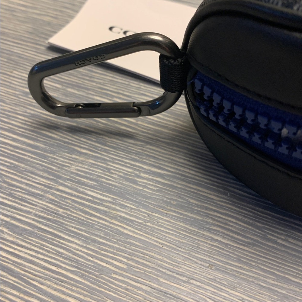 Coach golf kit pouch in signature canvas with blue leather accent - Picture 10 of 10